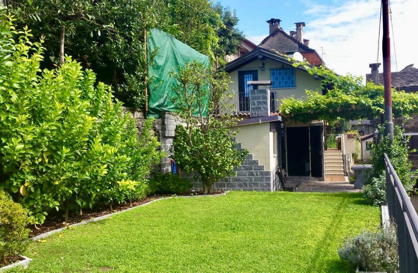 Casa Briscida Lägenhet Oggebio Exteriör bild